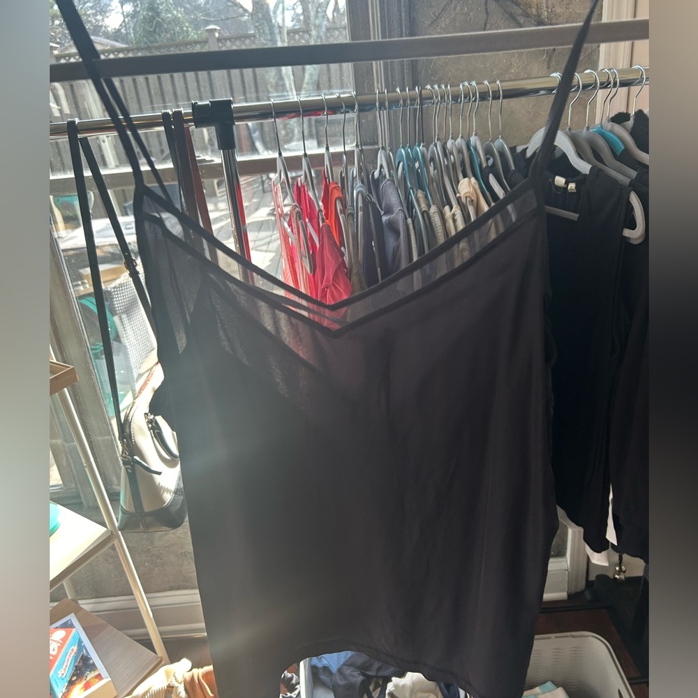 Adjustable athletic tank